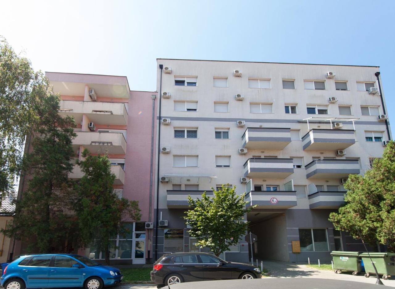 אוסילק Apartman Aurelius - Private Parking מראה חיצוני תמונה